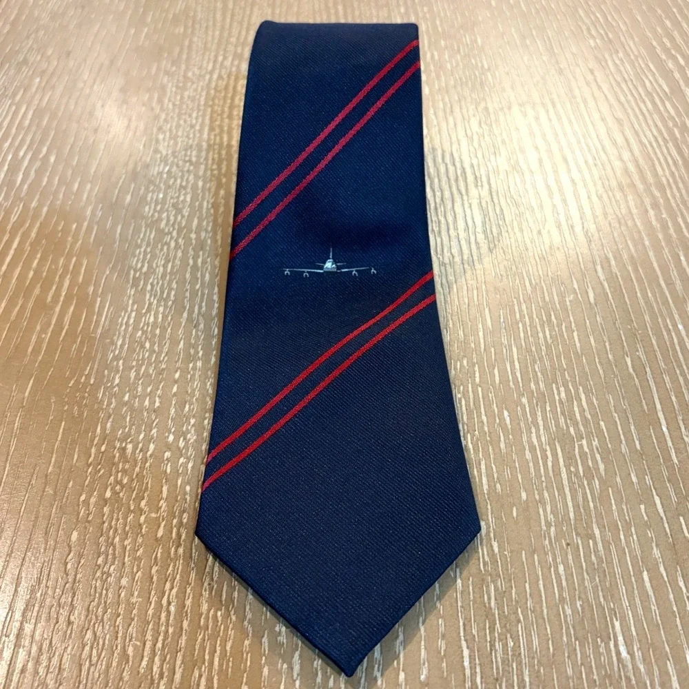 Vintage Lion Marketing Atlanta Aviation Airplane Navy Red Stripe Necktie Tie